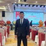 Là Văn Phong